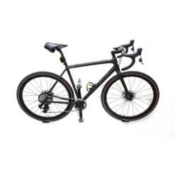 Lezyne Pedaalhaak, Pedaalhaak 11 Lezyne Pedaalhaak, Pedaalhaak -Fietsenwinkel 1 BS STPDH V106 StainlessPedalHook InUse v2 R1 1400x